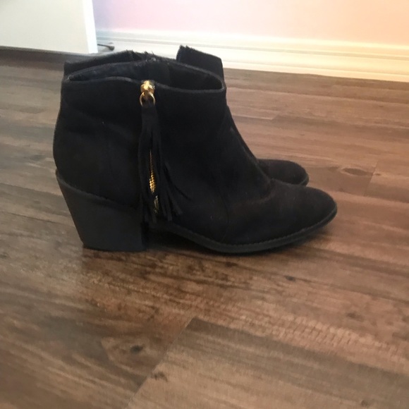 Soda Shoes - Heeled ankle boots